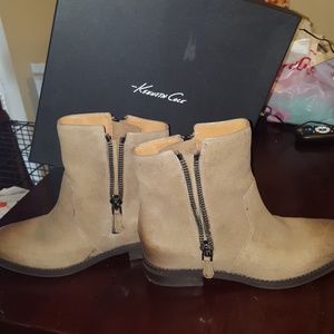 Kenneth Cole Boots